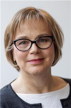 Portraet_Eva_Maria_Welskop_Deffaa